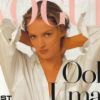 Janvier 1994 : Uma Thurman est âgée de 23 ans lorsqu'elle couvre le magazine Vogue UK.