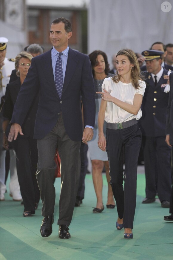 Letizia et Felipe d'Espagne lors de la veillée du pape Benoît XVI à  Madrid pour les Journées Mondiales de la Jeunesse le 20 août 2011