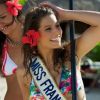 Laury Thilleman : sublime en bikini pour Miss Univers