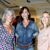 Tatiana de Rosnay, Mathilda May et Alexandra Golovanoff lors du vernissage de l'exposition L'art, l'amour, la mode. Le 1er septembre  2011