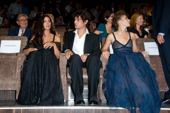 Monica Bellucci, Louis Garrel et Céline Sallette lors de la projection du film Un été brûlant, à Venise. 2 septembre 2011
