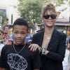Rihanna passe un très bon moment avec son petit frère Rajad Fenty à Los Angeles le 3 septembre 2011