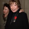 Shirley MacLaine décorée de la Légion d'Honneur à Paris le 5 septembre 2011