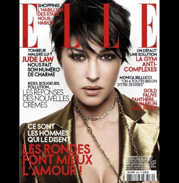 La magnifique Monica Bellucci, en couverture du magazine Elle pour son numéro du 30 octobre 2006.
