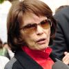 Danielle Mitterrand lors de la manifestationanti gaz de Schistes devant l'assemblée nationale à Paris en mai 2011