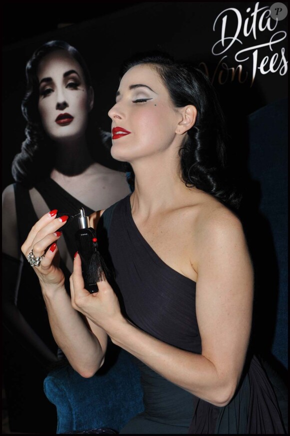 Dita von Tesse présente son premier parfum à la presse, au Negresco à Nice, le 20 septembre 2011.
