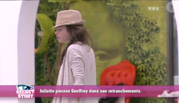 Juliette s'en prend à Geoffrey dans Secret Story 5