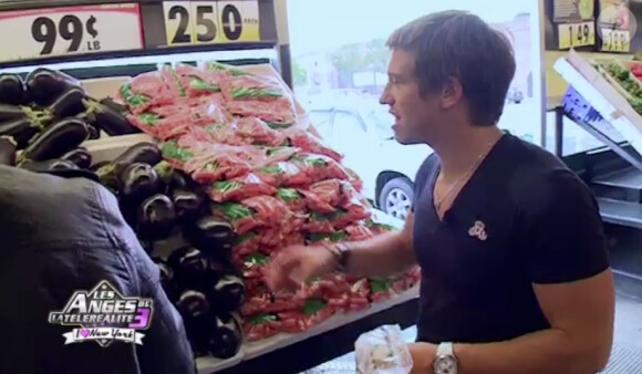 Au supermarché, Mickaël est intenable (épisode 3 du mercredi 28 septembre 2011).