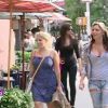 Amel, Emilie, Carine et Guillaume s'offre une virée shopping à Soho (épisode 3 du mercredi 28 septembre 2011).