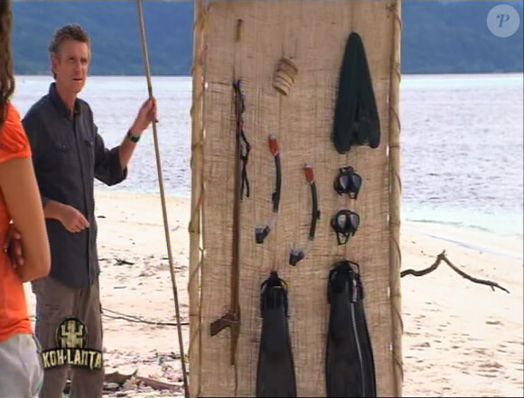 Le nécessaire de pêche dans Koh Lanta, vendredi 30 septembre 2011, sur TF1