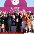L'édition 2011 du Qatar Prix de l'Arc de Triomphe a vu le sacre inattendu de la pouliche allemande Danedream, auteure du nouveau record de l'épreuve. Un scénario explosif auquel célébrités et turfistes ont assisté à Longchamp.