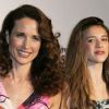 Andie MacDowell et ses filles Rainey (à gauche) et Sarah Margaret (à droite) à New York en mars 2009