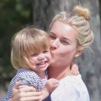 Rebecca Romijn : Tendre mère de famille à la ville, sexy et dangereuse à l'écran