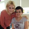 Pixie Lott se rend dans un centre hospitalier pour soutenir les adolescents atteints du cancer, mardi 25 octobre à Londres.