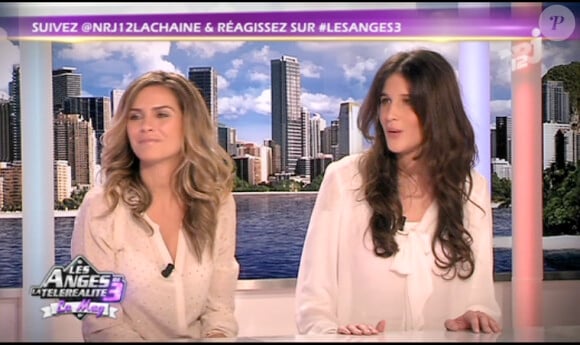 Clara Morgane et Victoria dans Les Anges de la télé - Le Mag le jeudi 27 octobre 2011 sur NRJ 12