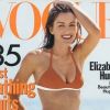Mai 1998 : Elizabeth Hurley expose déjà son superbe corps dans la presse et en Une du magazine Vogue.