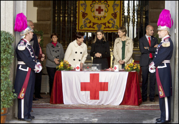 Letizia d'Espagne lors de la journée de la Croix-Rouge à Madrid, le 3 novembre 2011