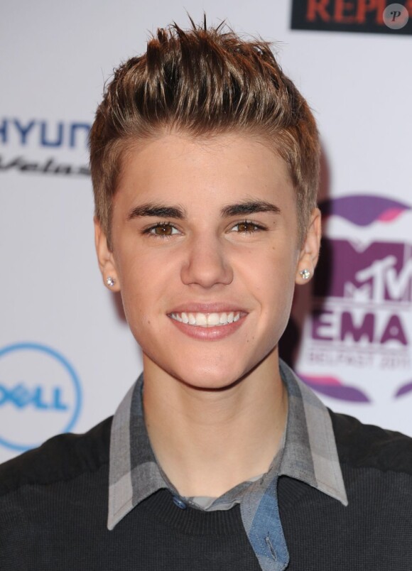 Justin Bieber arrive aux MTV Europe Music Awards 2011 à Belfast, le 6 novembre 2011