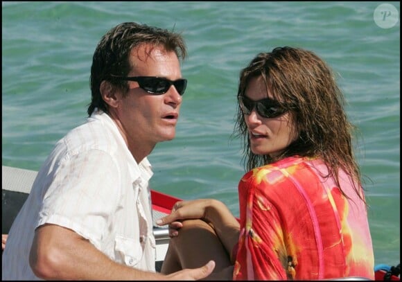 La mythique plage de la Voile Rouge recevait Cindy Crawford et son mari Rande Gerber en 2005