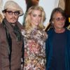 Johnny Depp, Amber Heard et Bruce Robinson à Paris pour Rhum Express le 8 novembre 2011.