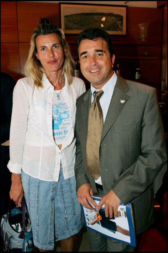 Arnaud Lagardère et son ex-femme Manuela en juin 2005.