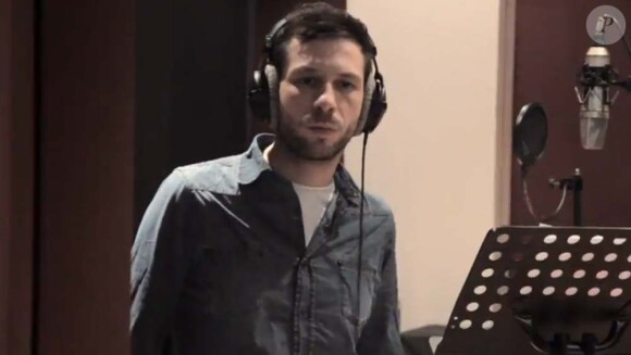 Alex Beaupain rend hommage à Gilbert Bécaud dans l'album Bécaud, Et maintenant, attendu le 5 décembre 2011.