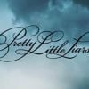 Un aperçu de la série Pretty Little Liars, avec Holly Marie Combs dans le rôle de la mère d'Ella.