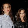 Charlotte Casiraghi et Isabelle Huppert au concert exceptionnel de Patti Smith et David Lynch organisé à la Fondation Cartier, à Paris, le 28 octobre 2011.