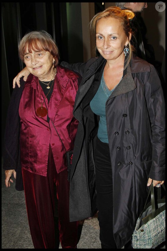Agnès Varda et sa fille au concert exceptionnel de Patti Smith et David Lynch organisé à la Fondation Cartier, à Paris, le 28 octobre 2011.