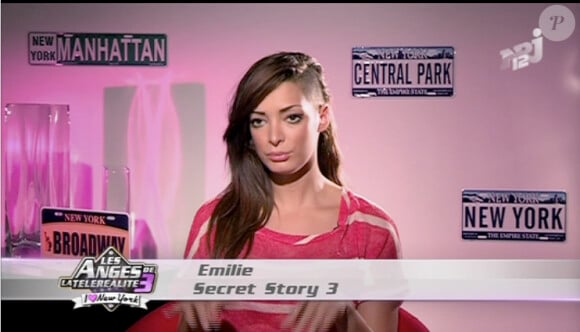 Emilie dans Les Anges de la télé-réalité 3 le jeudi 17 novembre 2011 sur NRJ 12