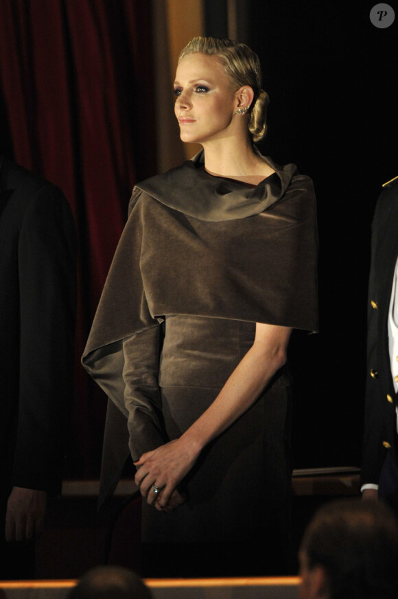 Charlene de Monaco digne et sereine au Grimaldi Forum assiste à une  représentation du Mephistofele d'Arrigo Boito. Le 19 novembre 2011