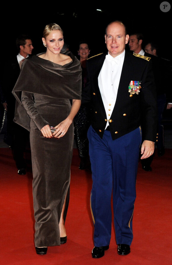 Albert et Charlene de Monaco arrivent au Grimaldi Forum pour assister à une  représentation du Mephistofele d'Arrigo Boito. Le 19 novembre 2011
