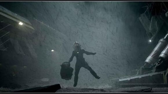 Prometheus : Charlize Theron et Michael Fassbender méconnaissables dans l'espace