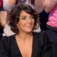 Florence Foresti reçoit un cadeau d'anniversaire sexy devant Jamel Debbouze