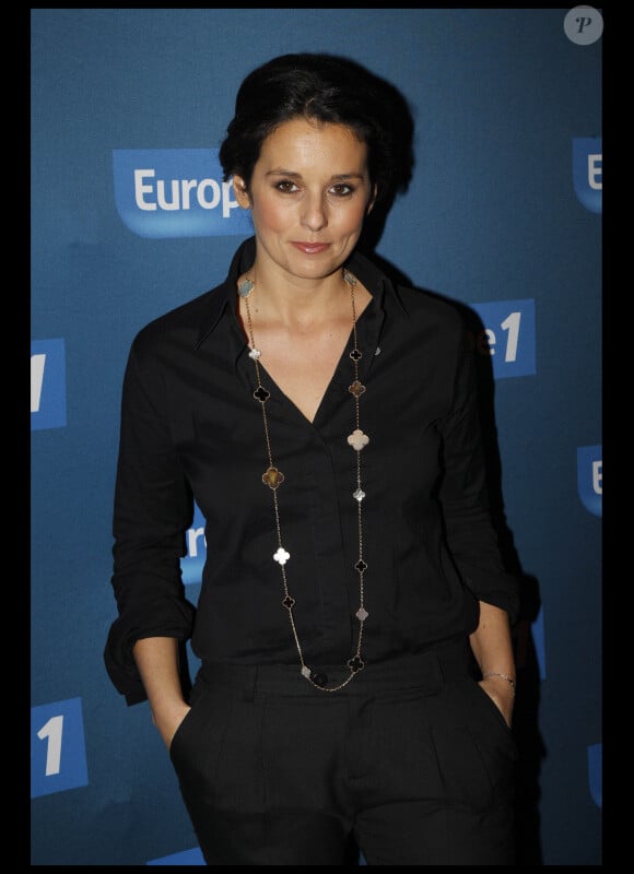 Faustine Bollaert lors de la soirée "Europe 1 fait Bobino" à Paris, le 28 novembre 2011