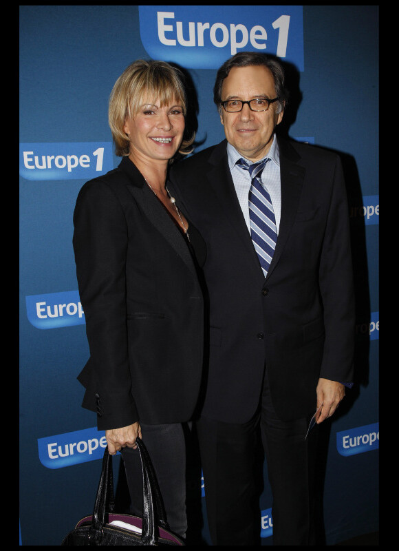 Nonce Paolini et son épouse Catherine Falgayrac lors de la soirée "Europe 1 fait Bobino" à Paris, le 28 novembre 2011