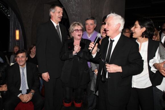 Jean Lassalle, Françoise Laborde et MArcel Amont lors de la remise du prix Panache 2011 décerné par l'association "Gascons Toujours!" chez Castel le 6 décembre 2011 à Paris