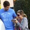 Ashley Tisdale, folle amoureuse de son chéri Scott Speer, le 27 novembre 2011 à Los Angeles.