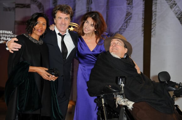 Philippe Pozzo di Borgo, sa femme, François Cluzet et son épouse Narjiss lors du festival international du film de Marrakech le 10 décembre 2011