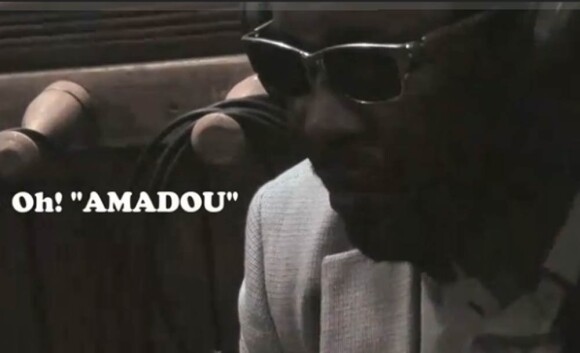 Amadou et Mariam en studio à Bamako pour le morceau Oh Amadou, disponible en janvier 2012 et extrait de leur album Folila à paraître en mars 2012.