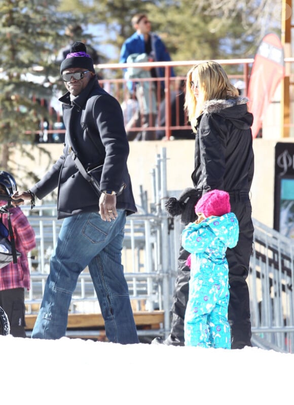 Heidi Klum et Seal se baladent avec leur petite Lou à Aspen, le 27 décembre 2011