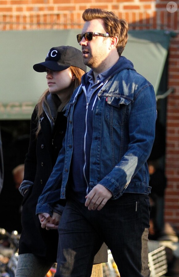 Olivia Wilde et Jason Sudeikis en amoureux dans les rues de New York le 31 décembre 2011