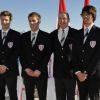Le prince Albert en compagnie des jeunes athlètes qui participeront aux Jeux Olympiques de la Jeunesse d'Hiver, Brian Pelassy, Rudy Rinaldi et Jérémy Torre le 9 janvier 2012 à Monaco