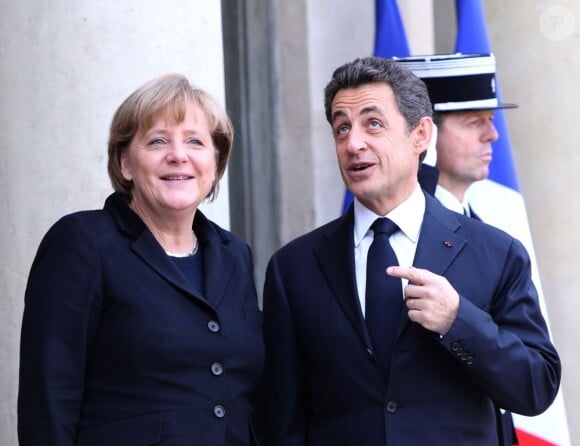 Nicolas Sarkozy et Angela Merkel à Paris le 5 décembre 2011