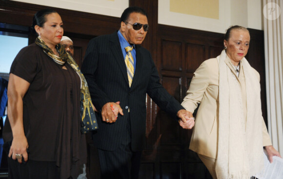 Mohamed Ali le 24 mai 2011 à Washington avec sa femme Lonnie