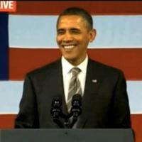 Barack Obama visite Disneyworld et chante du Al Green pour ses supporters