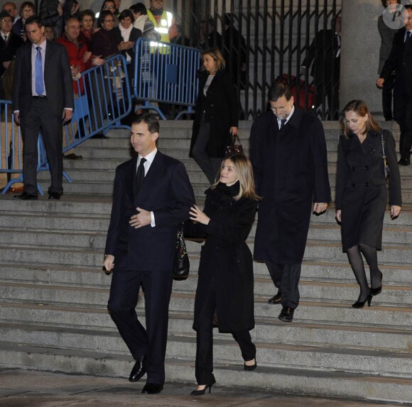 Letizia et Felipe d'Espagne honoraient le 23 janvier 2012 à la cathédrale Santa Maria de la Almudena de Madrid la mémoire de Manuel Fraga Iribarne,  décédé le 15 janvier, en présence notamment de sa veuve, Carmen Fraga, et du Premier ministre Mariano Rajoy, venu avec sa femme.