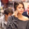 Justin Bieber et Selena Gomez font leurs courses dans un supermarché de Los Angeles, le 14 janvier 2012.