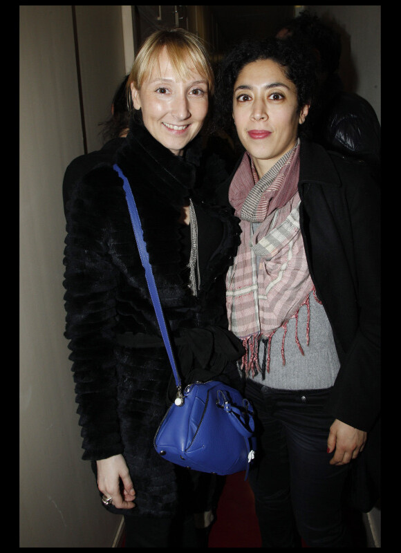 Audrey Lamy et Naidra Ayadi lors de la première de la pièce de Théâtre Lucide au Théâtre Marigny le 25 janvier 2012 à Paris