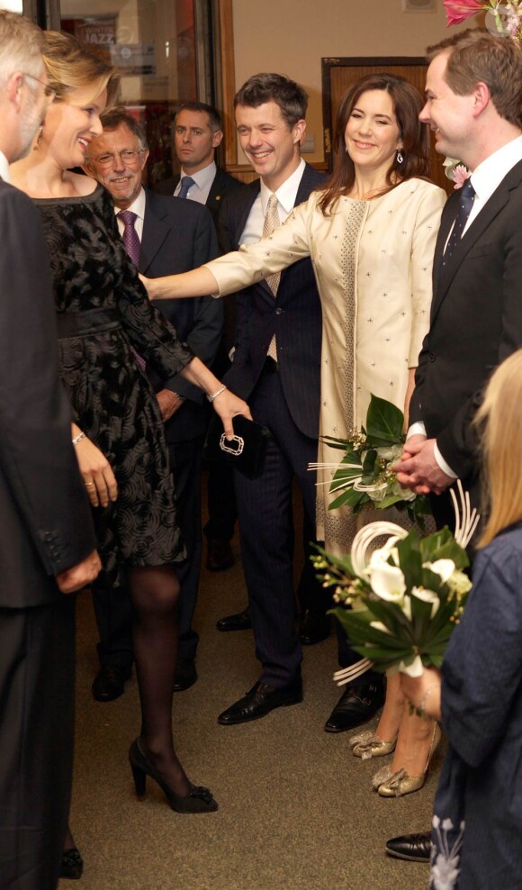 La princesse Mary et le prince Frederik de Danemark étaient les hôtes de la princesse Mathilde et du prince Philippe de Belgique le 26 janvier 2012 à Bruxelles, pour un concert de jazz marquant le début de la présidence danoise du Conseil européen.